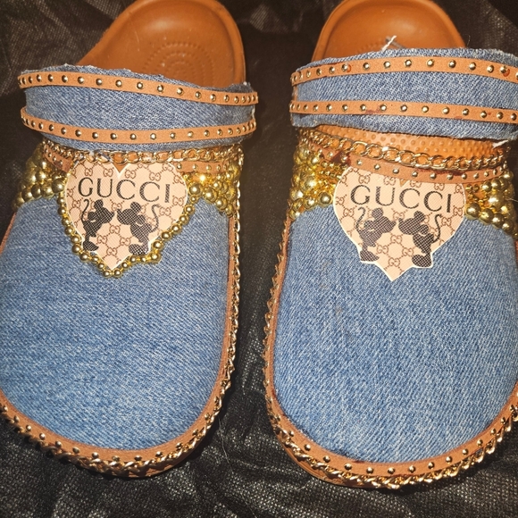 Custom crocs - Picture 2 of 2